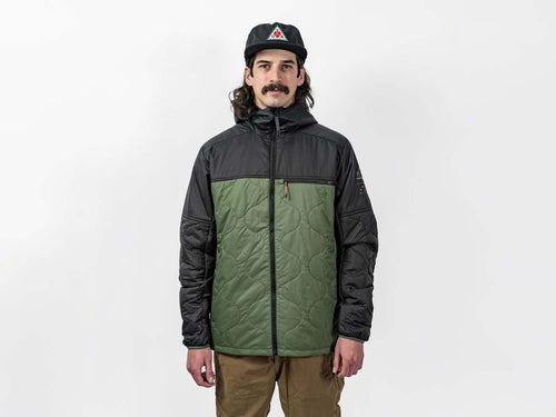 ウェア：ジャケット・ダウン｜Primaloft Jacket