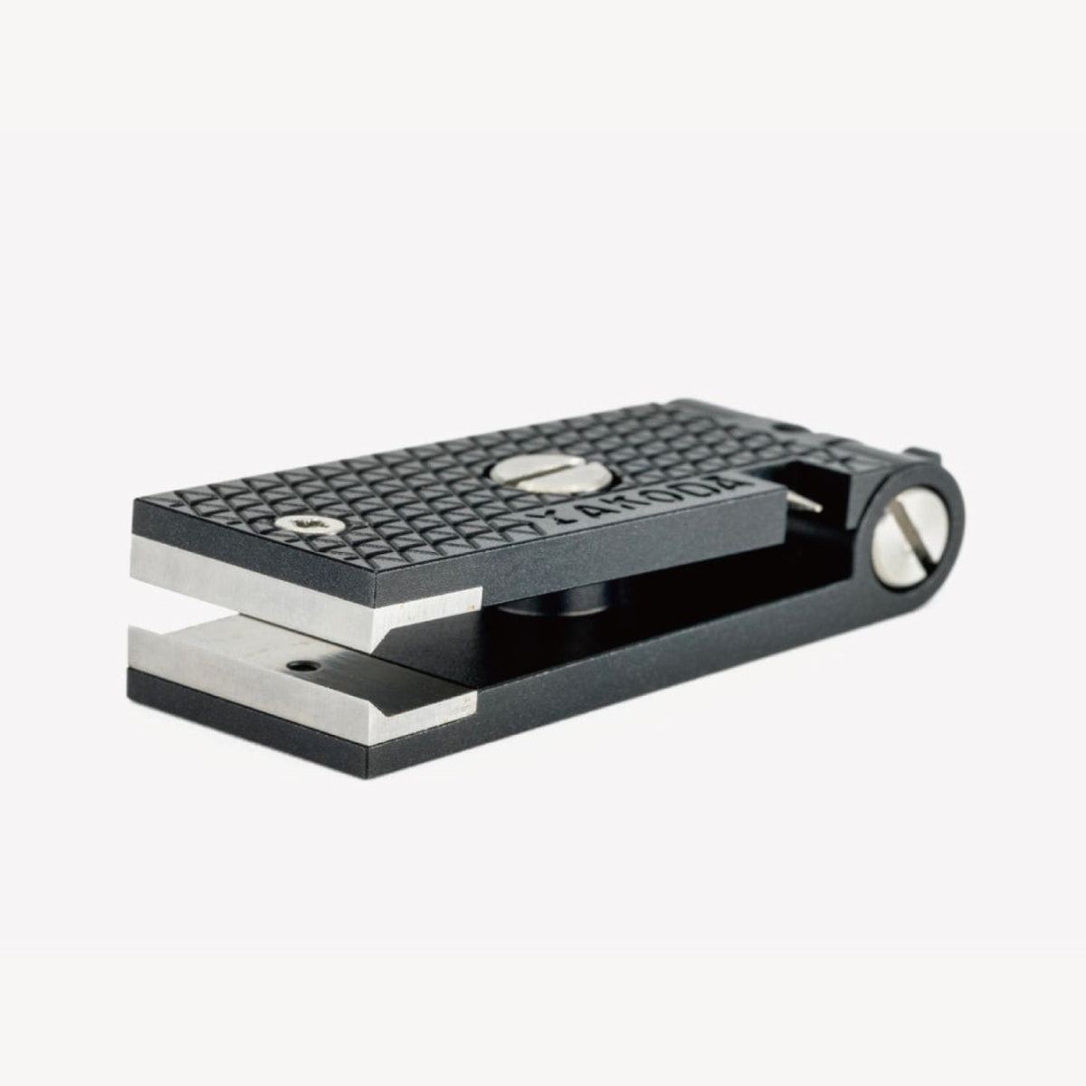 Yakoda Nippers (Coal)
