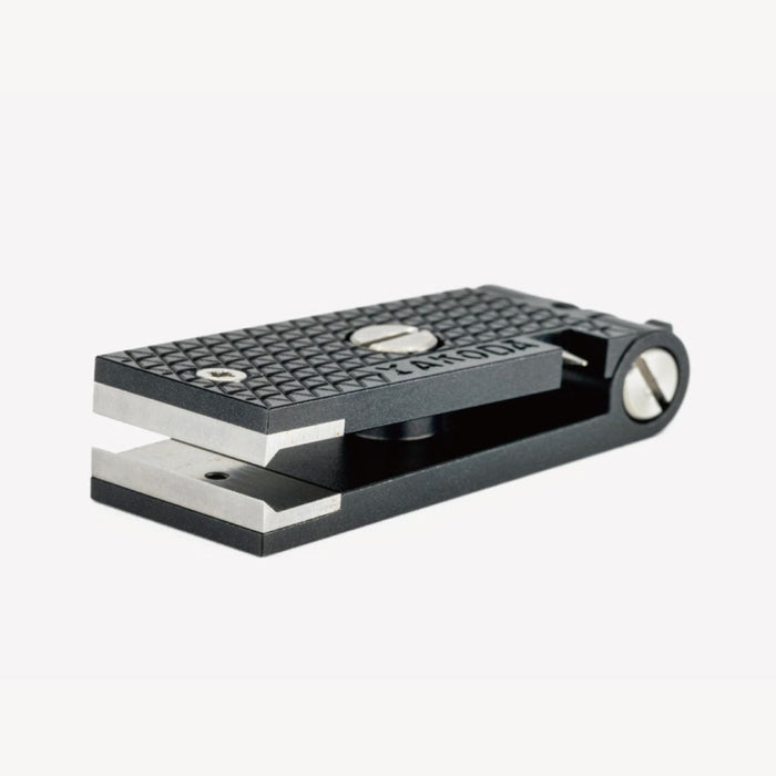 Yakoda Nippers (Coal)
