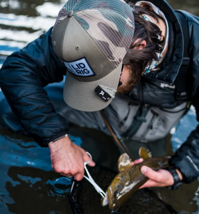 Lid Rig Nipper