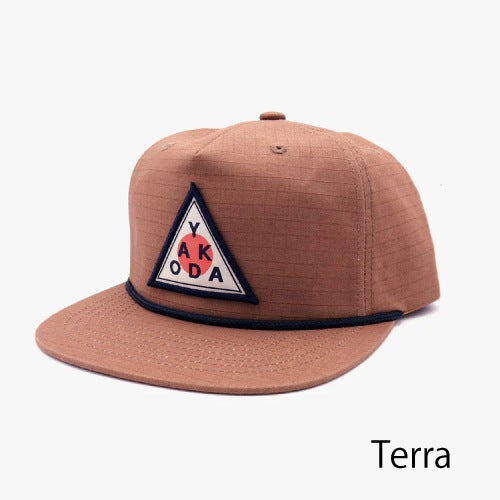 Pyramid Hat (Terra)