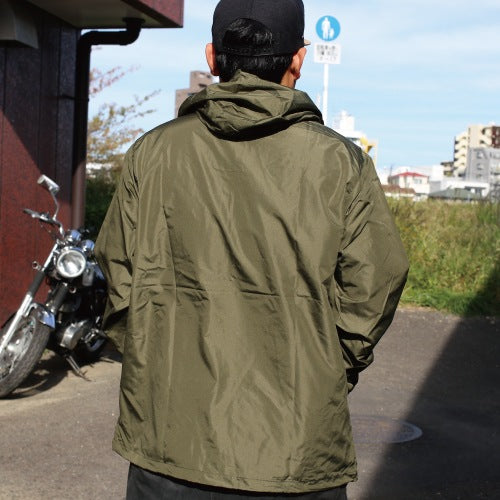 Pullover Windbreaker