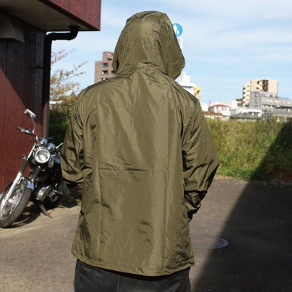 Pullover Windbreaker