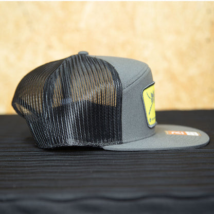 CHUBBY STENCIL TRUCKER - CHARCOAL